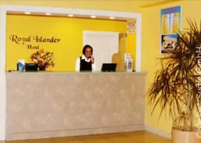 Royal Islander Hotel